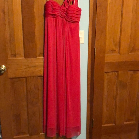 Betsey and Adam Gorgeous Hot Pink Gown - Picture 2 of 9